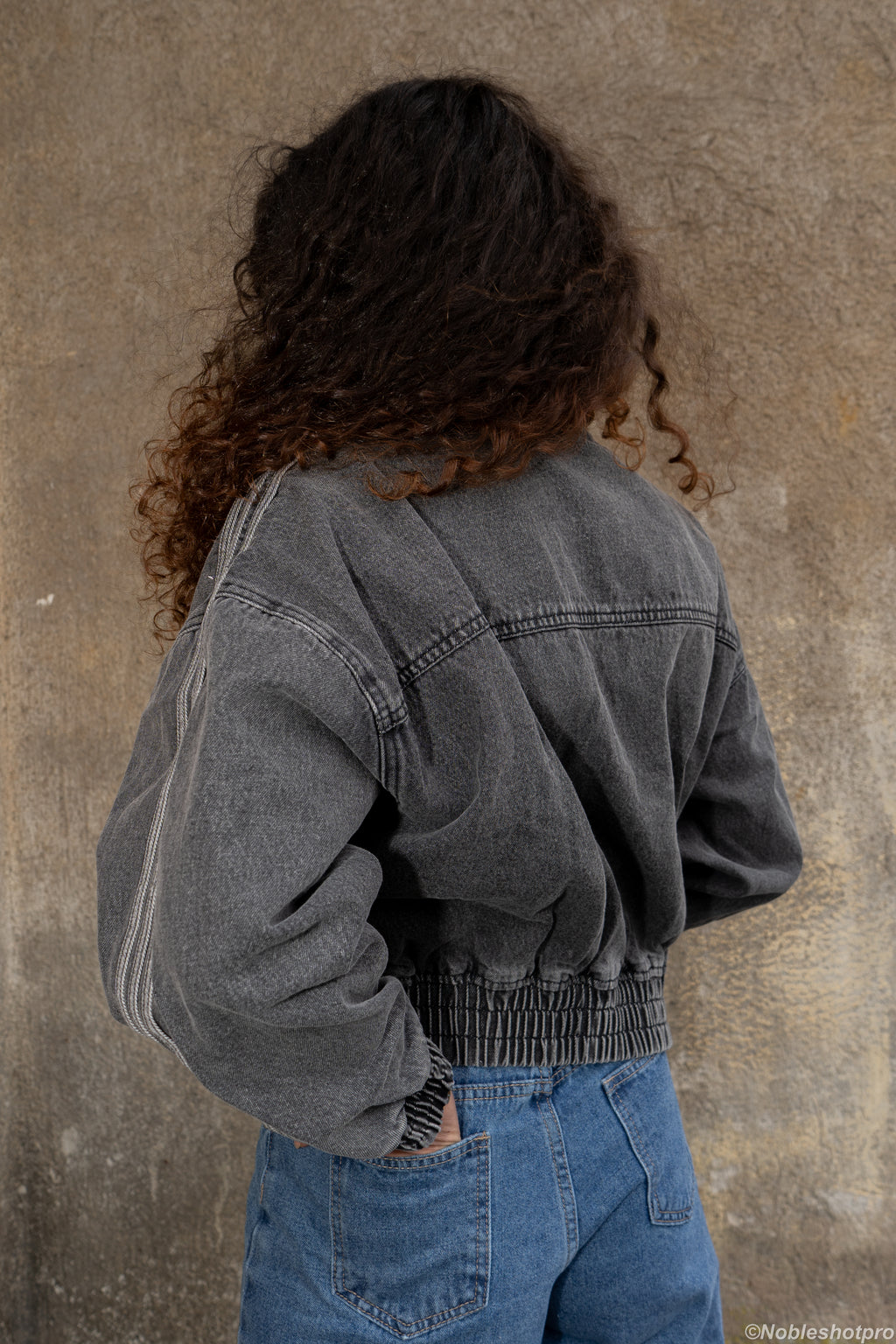 Cropped Denim Jacket – Noir
